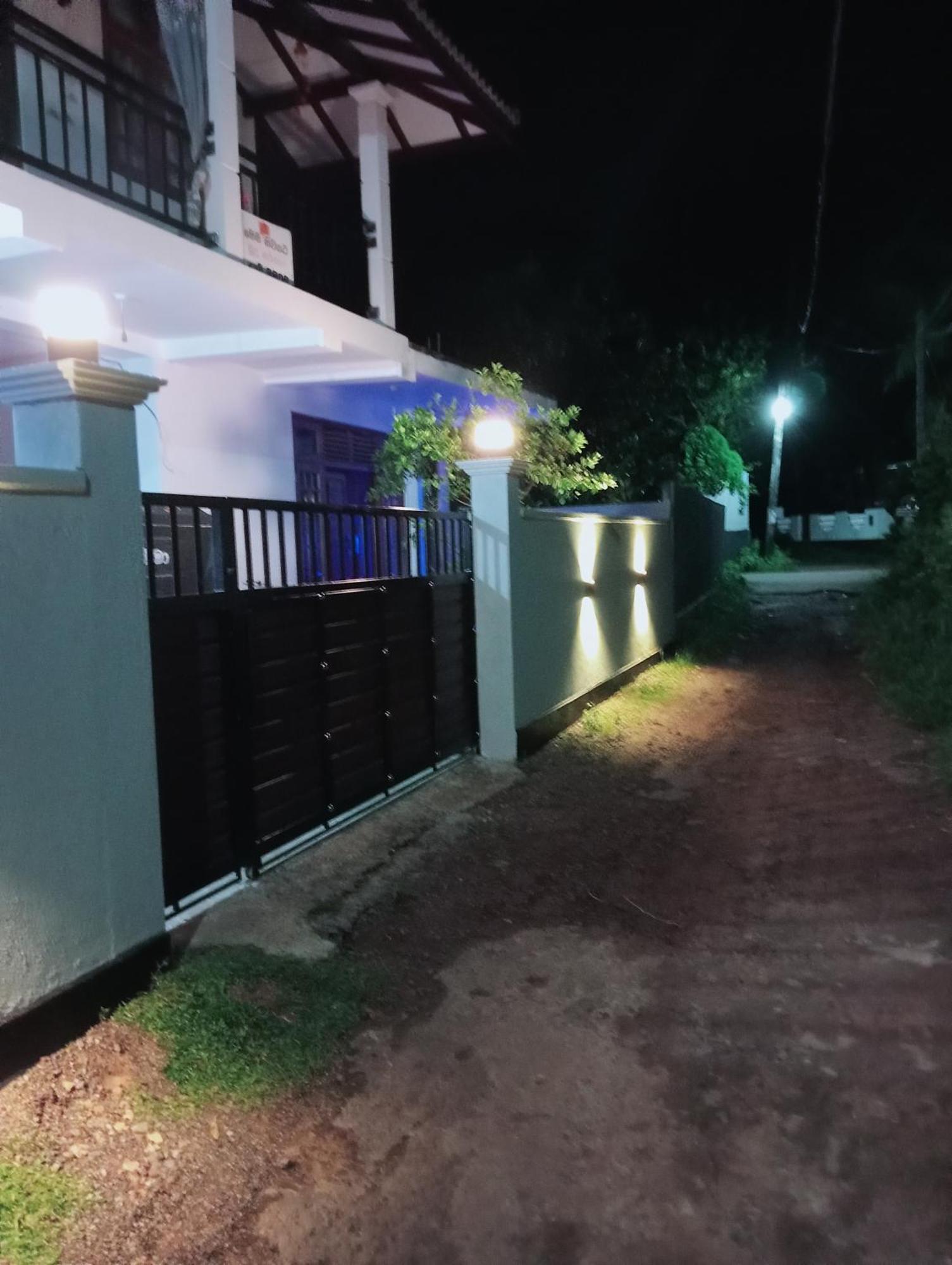 Great yeheni villa Hikkaduwa Exterior foto